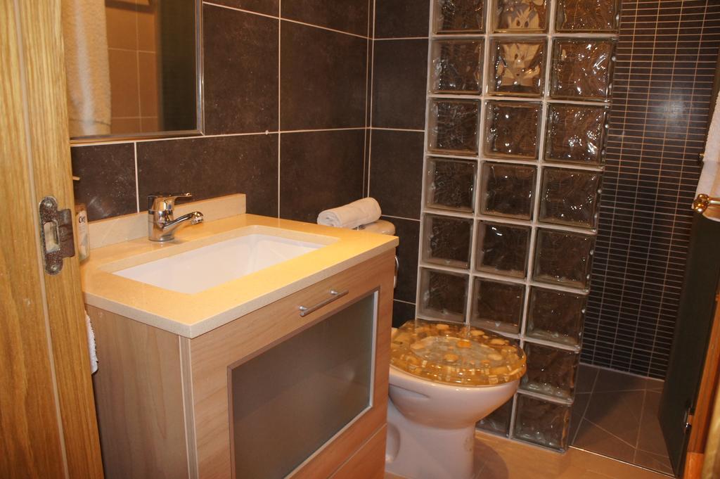 Sunny Apartment Al-Sakia, Quarteira, Vilamoura 外观 照片