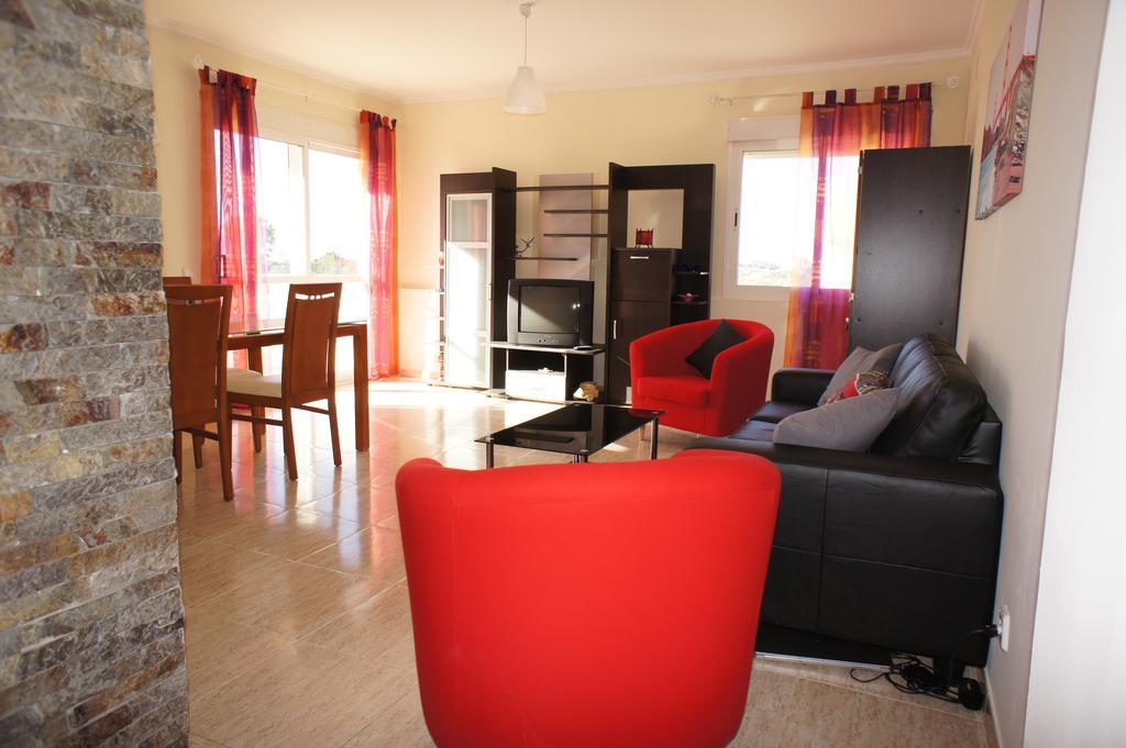 Sunny Apartment Al-Sakia, Quarteira, Vilamoura 外观 照片